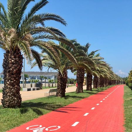 Apart Twin Lola Batumi Kültér fotó